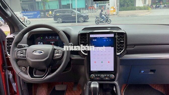 Ford Everest Titanium 2023 Đỏ 3429 KM