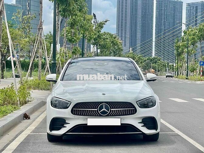 Mercedes-Benz E300 AMG 2022 Trắng 43.000 km