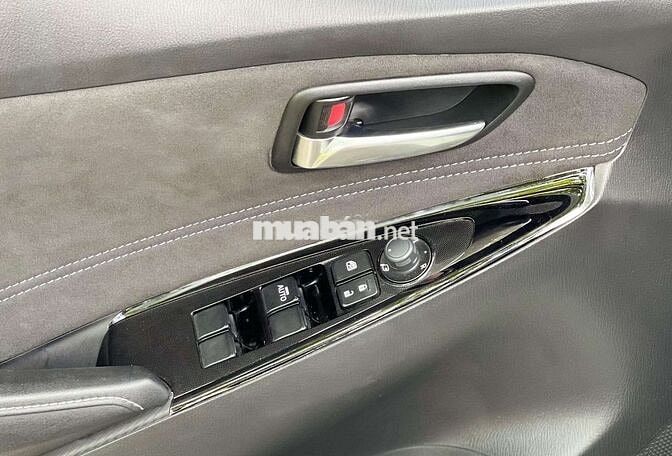 Mazda 2 Luxury Sport 2021 Trắng 5.5 vạn km