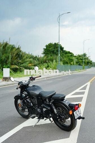 Royal Enfield Classic 500