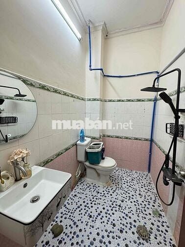 NHÀ 4 TẦNG SÁT MẶT TIỀN PHAN HUY ÍCH – 4PN, THÍCH HỢP Ở & KINH DOANH