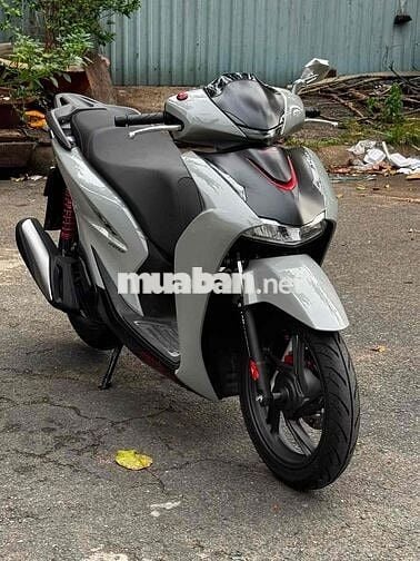 Honda SH 160i ABS 2026 Đặc biệt Xám đen 1000 km
