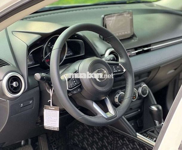 Mazda 2 Luxury Sport 2021 Trắng 5.5 vạn km