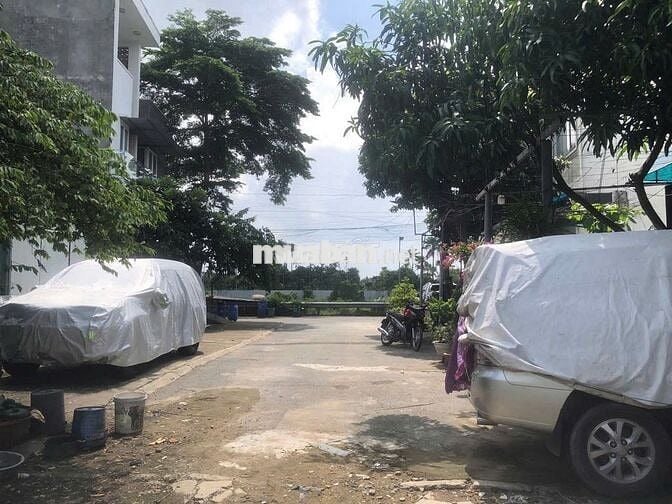 Lô đất 2.8 tỷ hẻm 185 Ngô Chí Quốc SHR tiện xây dựng mới