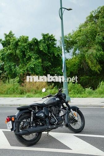 Royal Enfield Classic 500
