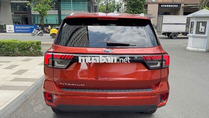 Ford Everest Titanium 2023 Đỏ 3429 KM