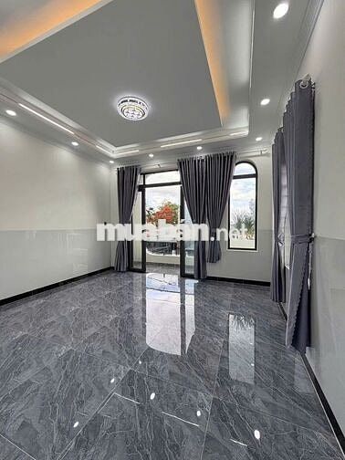 Kẹt tiền bán gấp nhà lầu 5x20 cuối Đ. Huỳnh Văn Nghệ. Giá chỉ 2ty170 