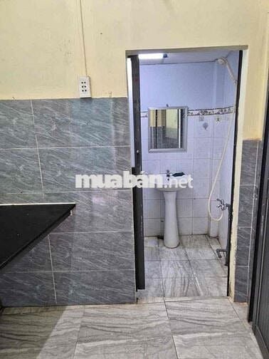 nhà nguyên căn chính chủ cho thuê