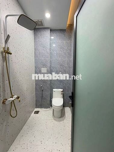 Kẹt tiền bán gấp nhà lầu 5x20 cuối Đ. Huỳnh Văn Nghệ. Giá chỉ 2ty170 