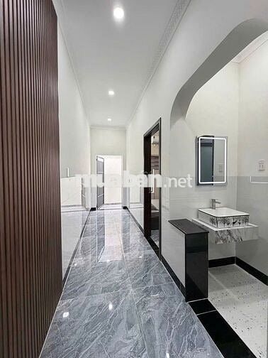 Kẹt tiền bán gấp nhà lầu 5x20 cuối Đ. Huỳnh Văn Nghệ. Giá chỉ 2ty170 