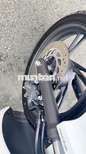 Honda SH 125 2023 Odo: 3.800km Bstp Chính chủ