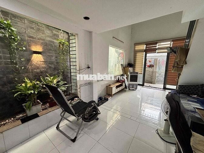Bán Nhà Hẻm 3m đường số 48, cách Phạm Văn Đồng 100m. 35m2 3 tỷ 5