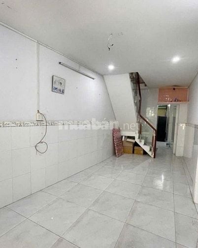 Bán gấp nhà 2MT hẻm trước sau Ngô Gia Tự, Phường 9, Quận 10.