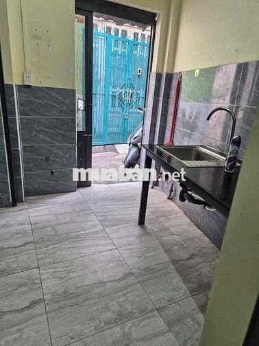 nhà nguyên căn chính chủ cho thuê