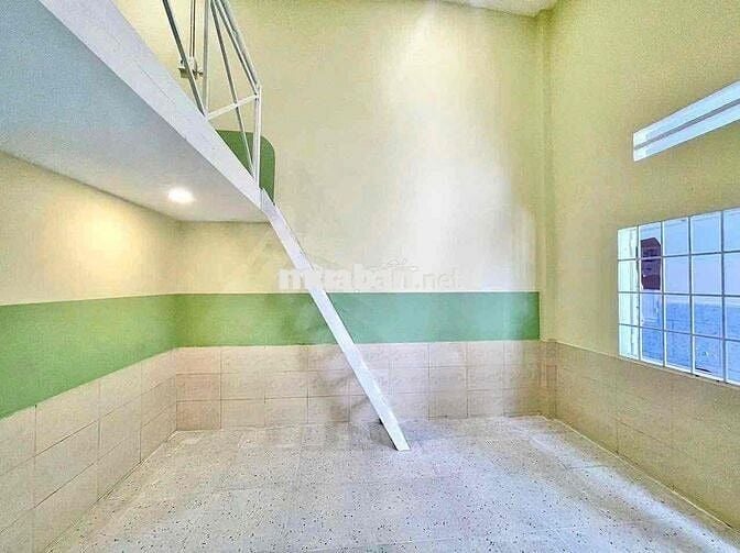 Duplex Gác Cao 2m Ngay Linh Trung Rộng 30m2