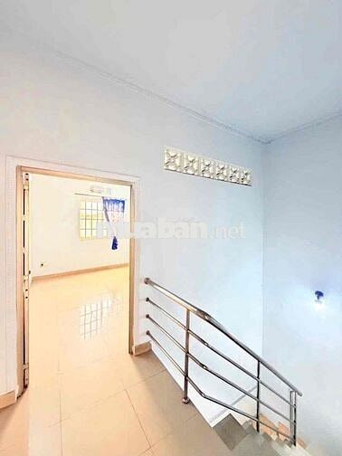 Cho thuê nhà nguyên căn mt hẻm xe tải Kinh doanh tốt