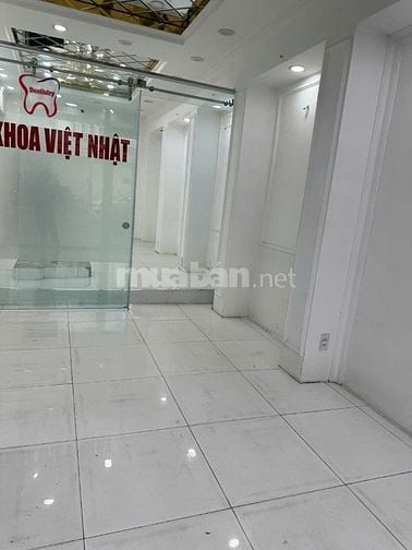Cho thuê mặt bằng 33 CMT8, P.Bến Thành ( gần ngã sáu Phù Đổng)