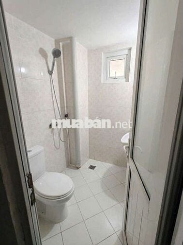 Chính chủ cho thuê chtt 2 ngủ 1 khách 387 Vũ Tông Phan