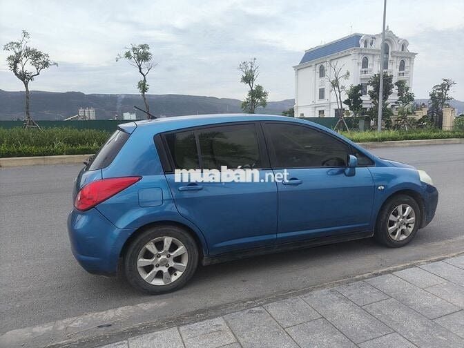 Nissan Tiida 2008 Tự động Xanh