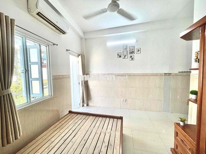 PHÒNG BANCOL TÁCH BẾP NÔI THẤT GẦN HUFLIT BA GIA CHỢ TÂN BÌNH