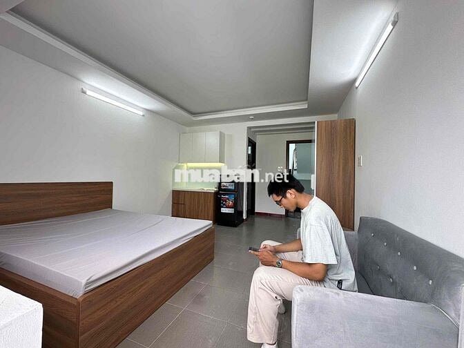 Căn hộ 40m2 ban công full nội thất khu vực: Âu Cơ - Lạc Long Quân.