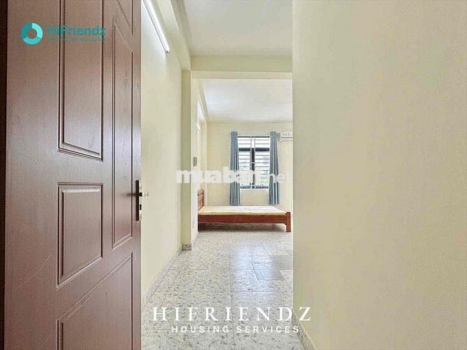STUDIO / CỬA SỔ + BAN CÔNG / GẦN TRƯỜNG ĐẠI HỌC / FULL NỘI THẤT