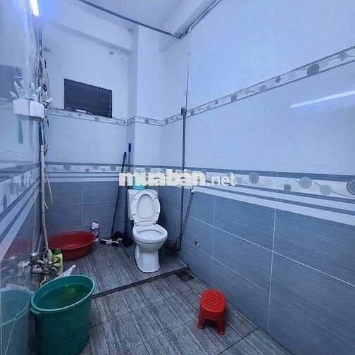 Cho thuê nhà Tầng 1 & 2 276/Mã Lò, 8 x 17m, 3pn2wc, Hẻm xe tải 8m