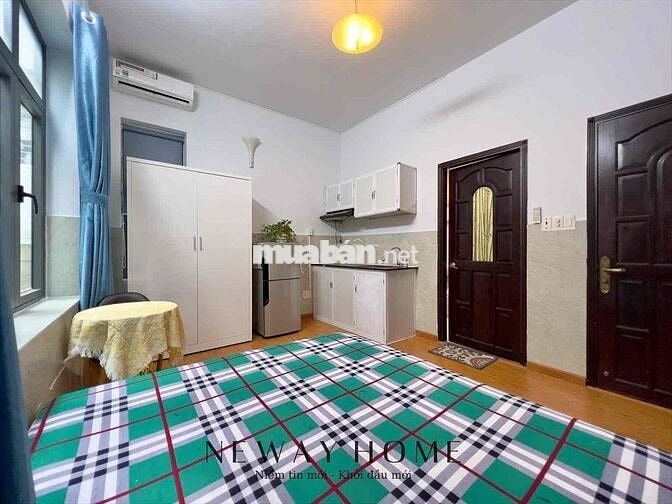STUDIO CỬA SỔ TRỜI, FULL NỘI THẤT SÁT CẦU NGUYÊNC VĂN CỪ