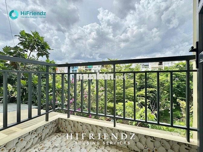 STUDIO / CỬA SỔ + BAN CÔNG / GẦN TRƯỜNG ĐẠI HỌC / FULL NỘI THẤT