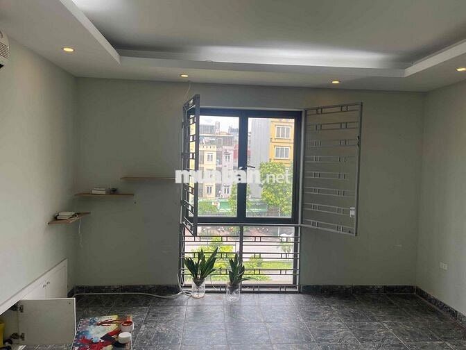 cho thuê tầng 1-2-4 mặt phố Hồng tiến