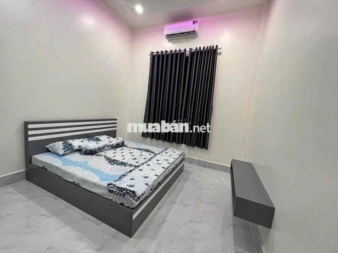 Cần chuyển nhượng lại một căn biệt thự mới full nội thất