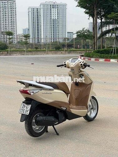 Honda Lead 125fi 2016 Vàng kem