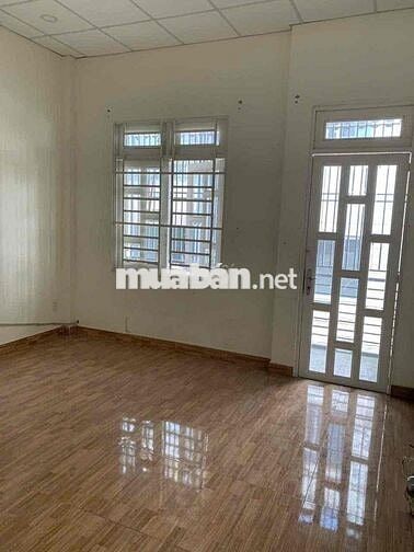 cho thuê nhà dương quãng hàm  p5 ( 4x12) lầu , 2pn , 2wc
