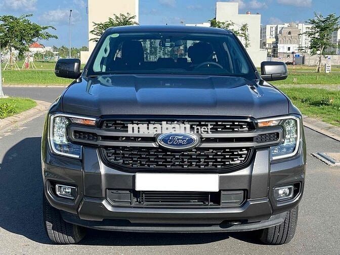 Ford Ranger XLS AT 4x2 2026 7.000 Km Xám