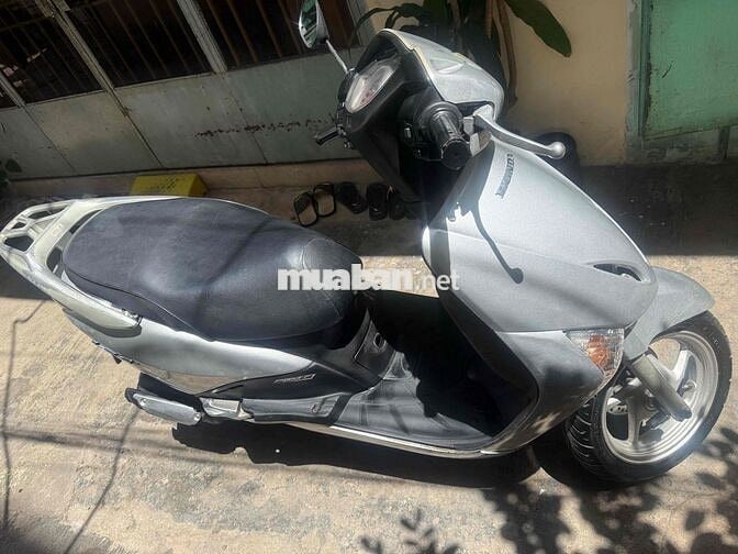 Honda Lade binh xang phun Fi doi 2009