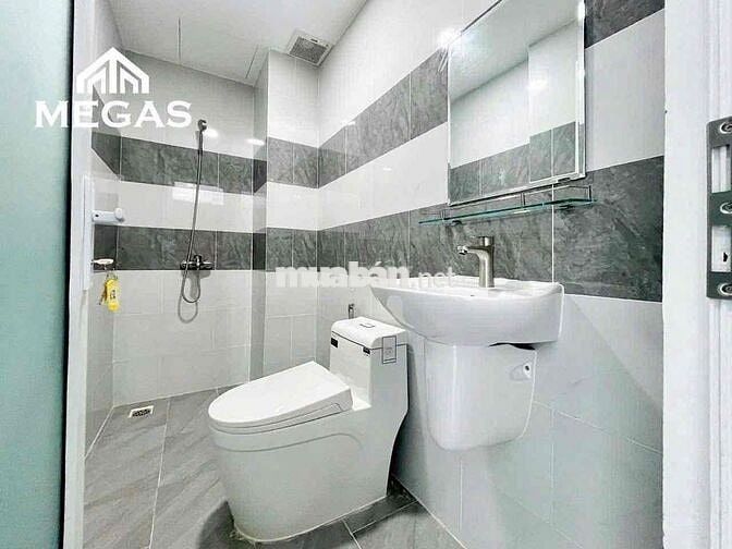 ĐỘC QUYỀN CĂN STUDIO BAN CÔNG NGAY LOTTE MART