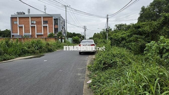 Đất thổ cư DT 30x80 mặt tiền Hồ Thị Bưng, gần Ngã 4 Tân Quy - Củ Chi