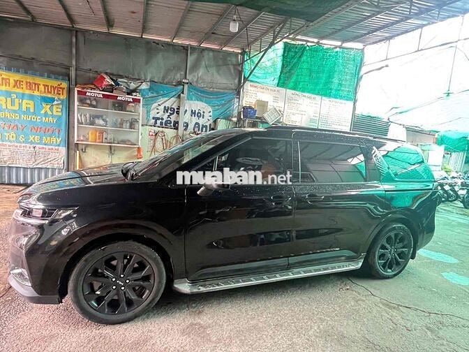 Kia Carnival Signature 2022 Dầu Đen