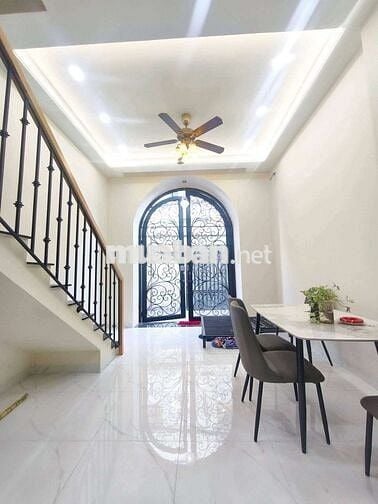 🏡 Nhà Đẹp 2PN 2WC Gần QL13 – Dọn Vào Ở Ngay