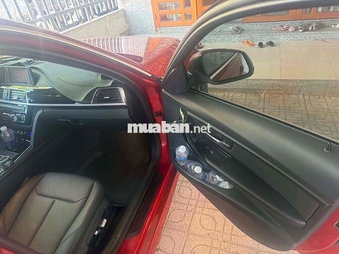 BMW 32*** km cam 5 chỗ