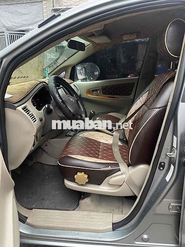 Toyota Innova GSR 2011 Bạc