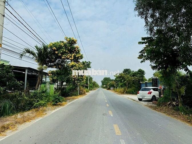 Bán lô đất 118m2 giá 850triệu đường Nguyễn Thị Lắng xã Tân Phú Trung