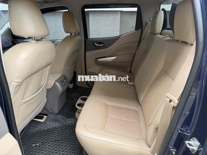 Nissan Navara Premium 2018 Số tự động Xanh