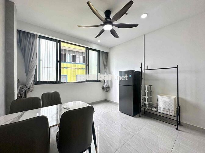 CĂN HỘ 1PN/STUDIO TÁCH BẾP FULL NỘI THẤT THANG MÁY