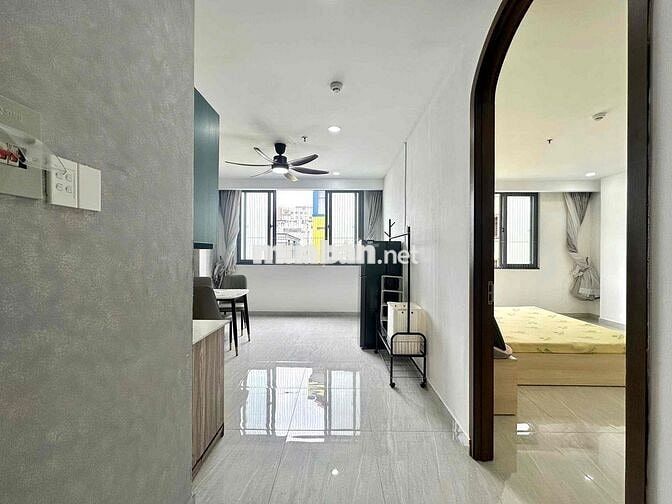 CĂN HỘ 1PN/STUDIO TÁCH BẾP FULL NỘI THẤT THANG MÁY