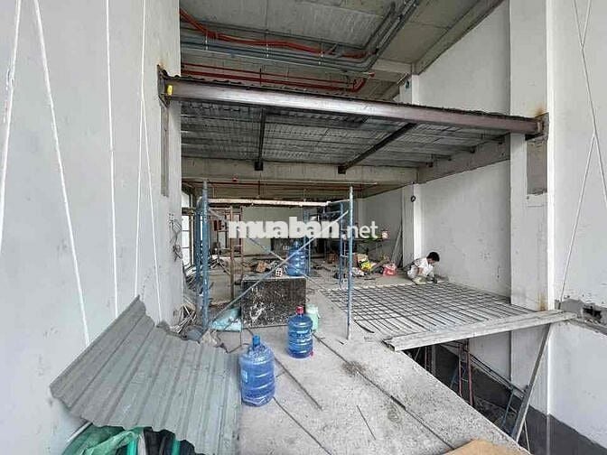 Cho thuê MBKD góc ngay khu cư xá ngân hàng Quận 7