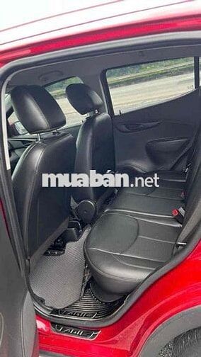 VinFast Fadil Tiêu chuẩn 2022 Đỏ