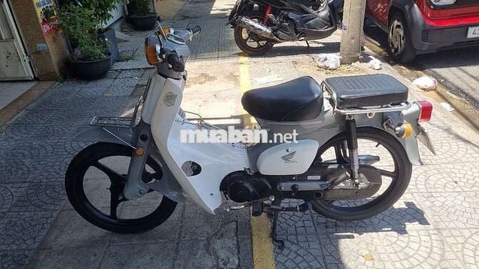 Honda Cub 81 50cc Trắng, Xám