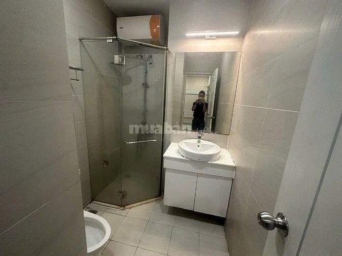 Căn 115m2,3p ngủ- Nội thất- Carillon 1- Hoàng Hoa Thám- giá 15tr/tháng
