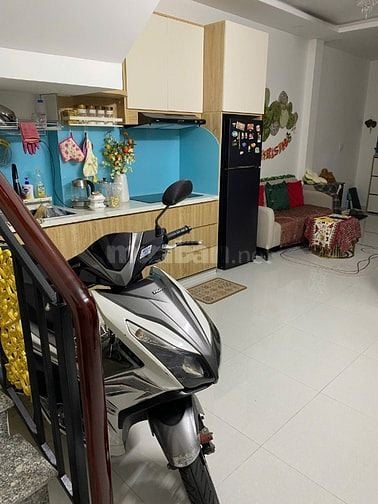 Cần bán nhà đẹp khu vực trung tâm Quận Tân Bình- Lý Thường Kiệt